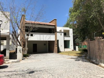 CASA EN VENTA AL NORTE RESIDENCIAL SAN ALBERTO AL NORTE